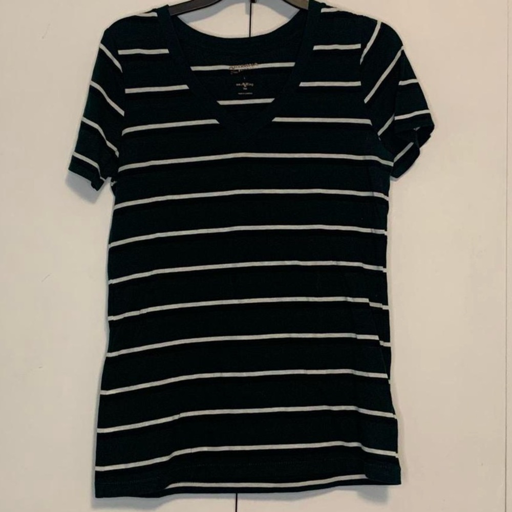 Women’s L - Arizona Jean Co. - Short Sleeve Tee